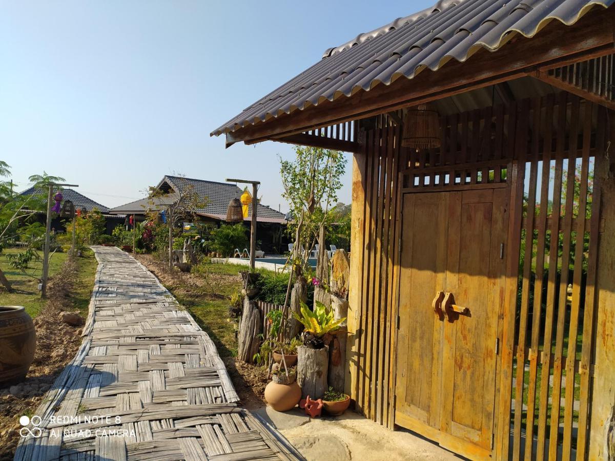 Angels Chambres D'Hotes Rong Sak Exterior foto