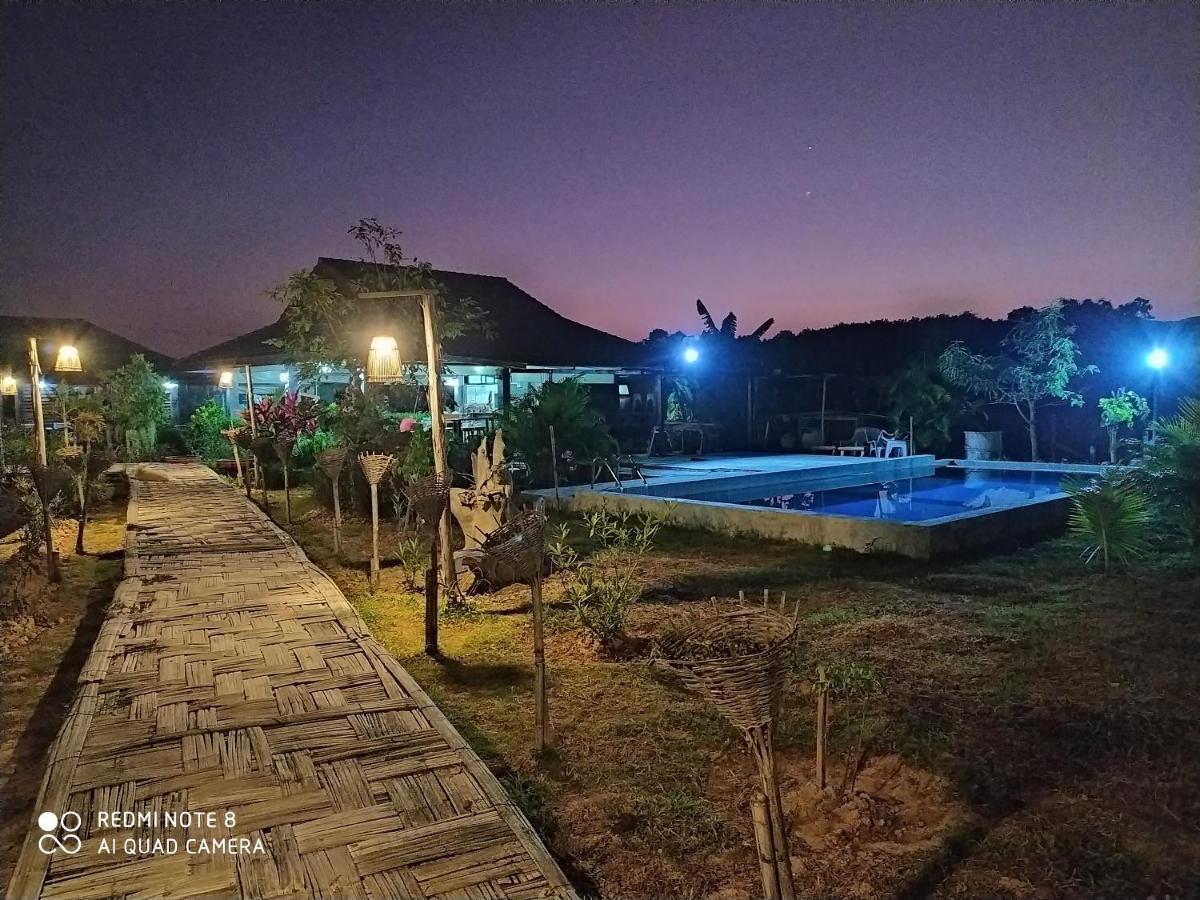 Angels Chambres D'Hotes Rong Sak Exterior foto